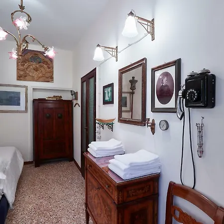 Palazzo Morosini Brandolin Dimora Romantica דירה