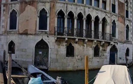 דירה Palazzo Morosini Brandolin Dimora Romantica ונציה