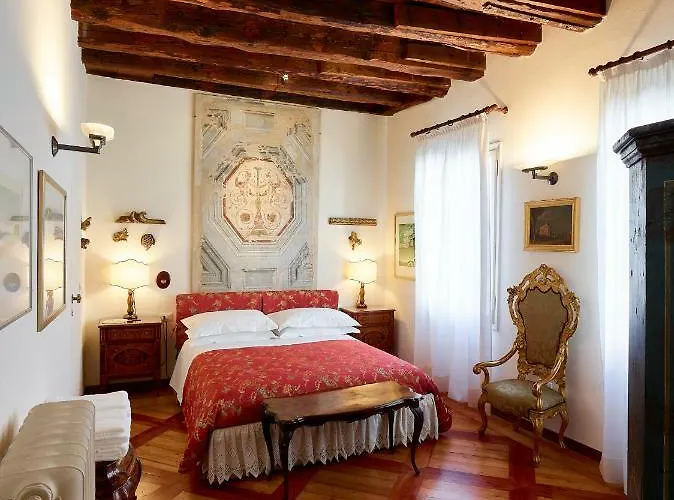 Palazzo Morosini Brandolin Dimora Romantica