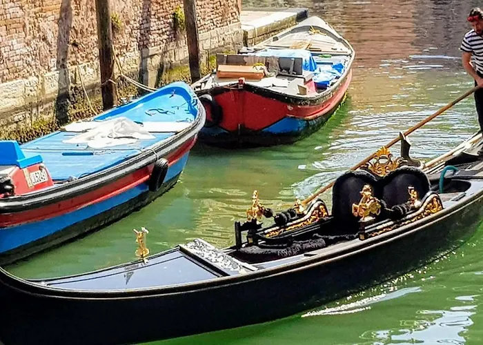 Palazzo Morosini Brandolin Dimora Romantica Apartamento